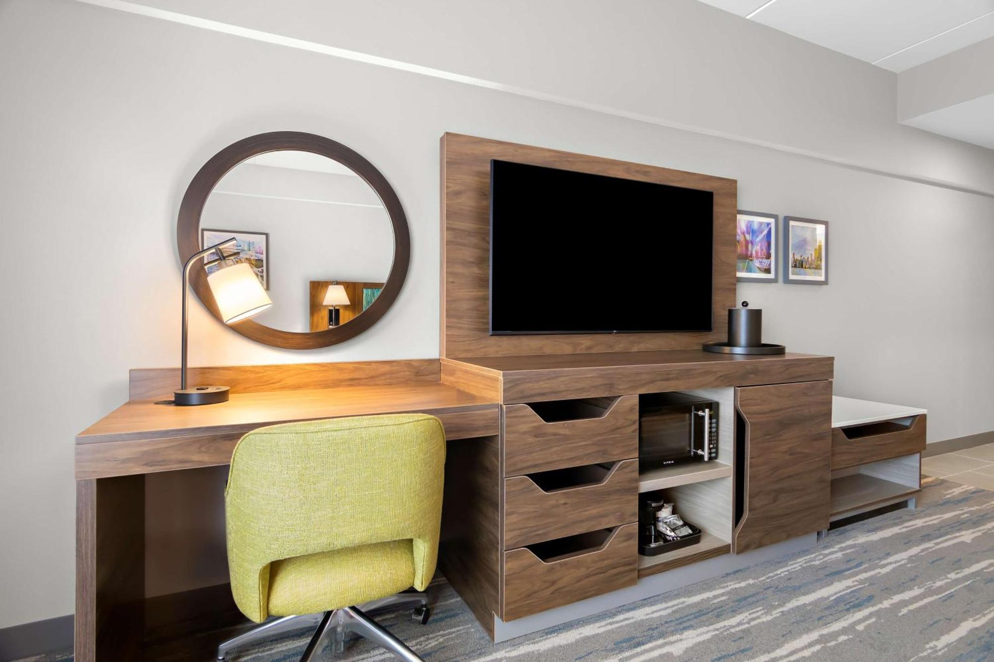 Hampton Inn & Suites Chicago Medical District Uic ภายนอก รูปภาพ